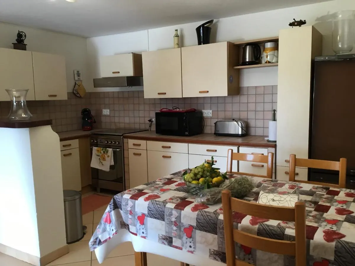 Villa Paradiso, Logement Avec Piscine, Nice Nord 0*,  Γαλλία
